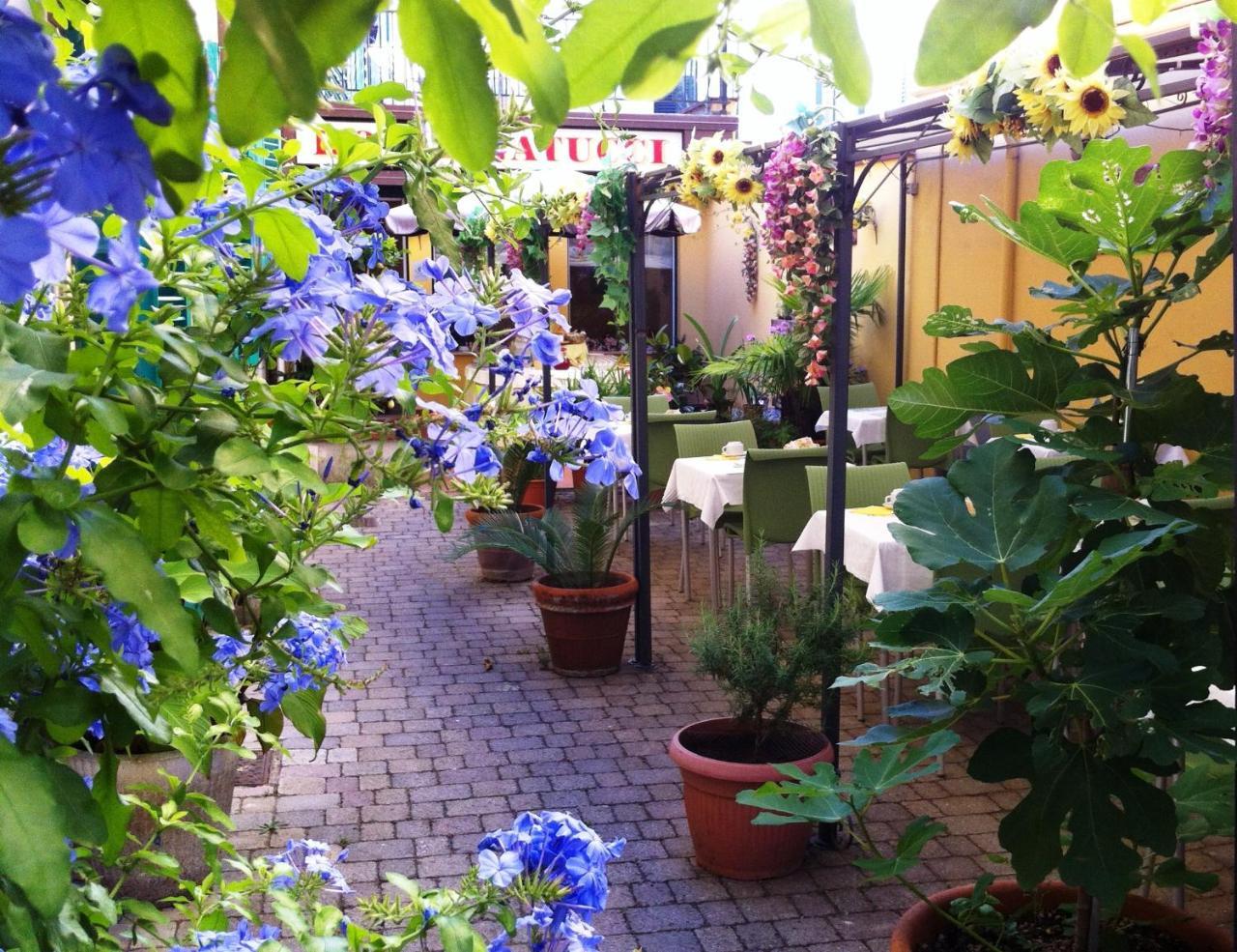 Albergo Natucci Montecatini Terme Exterior photo